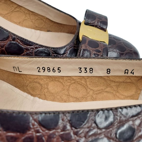 Salvatore Ferragamo Women 8 Brown Crocodile Embossed Leather Dress Vara Bow Heel - Picture 8 of 14